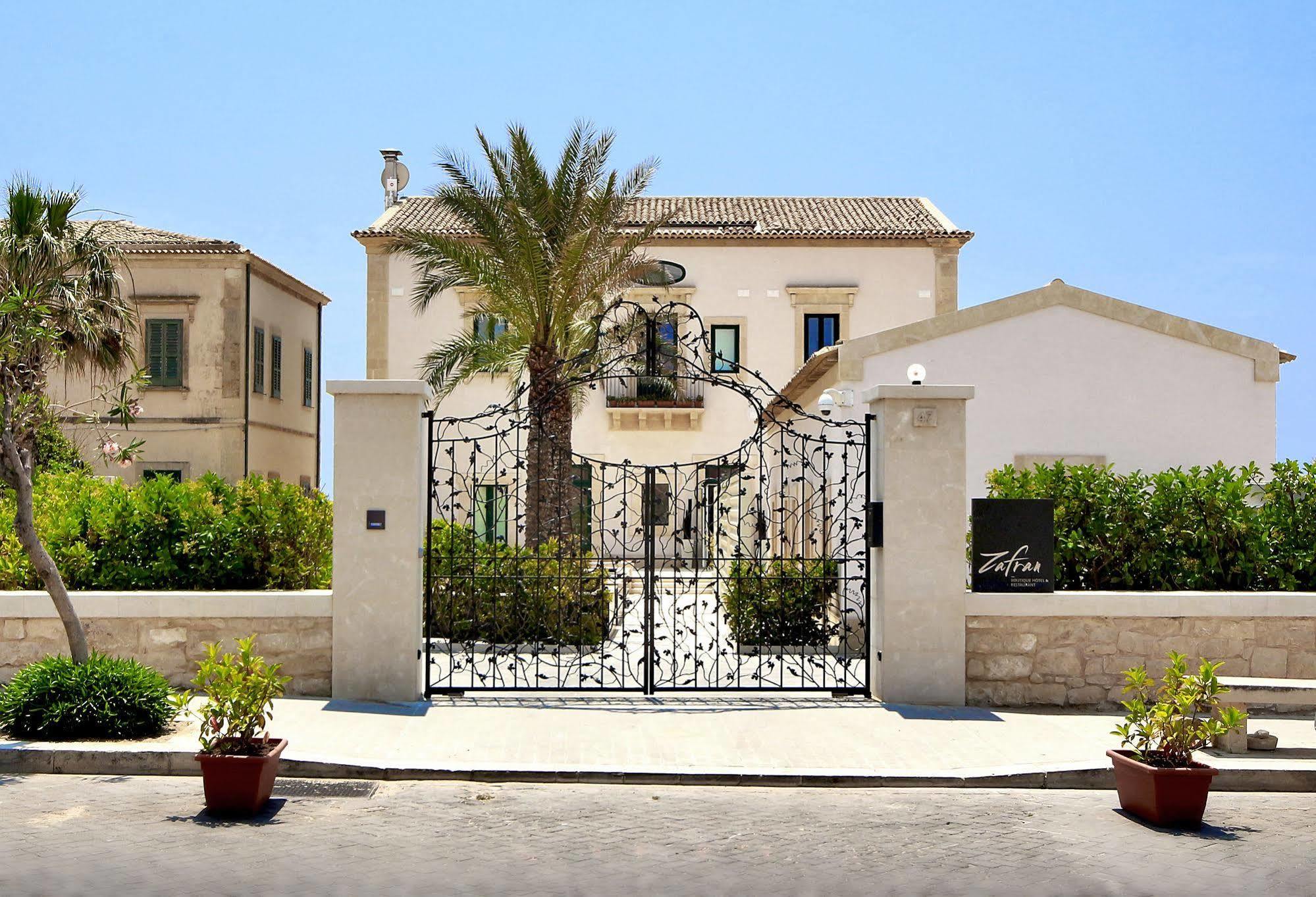 דונלוקאטה Zafran Boutique Hotel מראה חיצוני תמונה