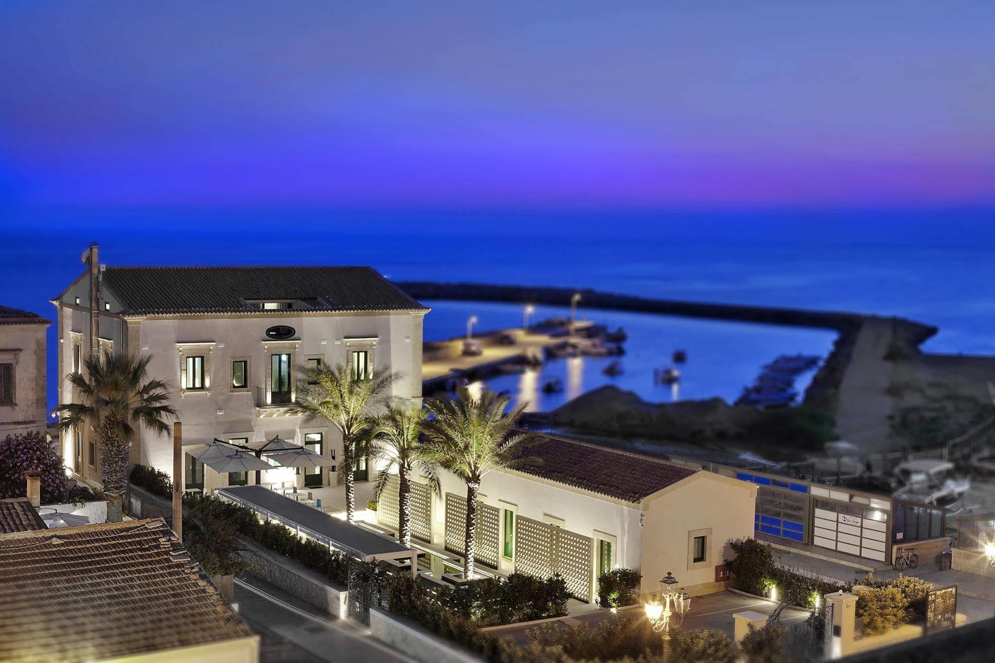 דונלוקאטה Zafran Boutique Hotel מראה חיצוני תמונה